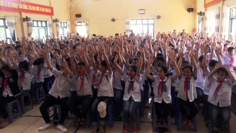 Chuyên đề kỹ năng sống Sống yêu thương và Biết ơn cha mẹ - Trường THCS Thị trấn Cao Phong - Hòa Bình